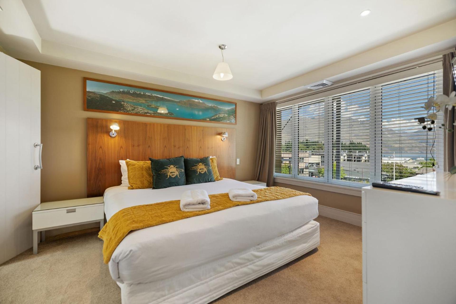 Chambers City Centre Penthouse 퀸즈타운 외부 사진