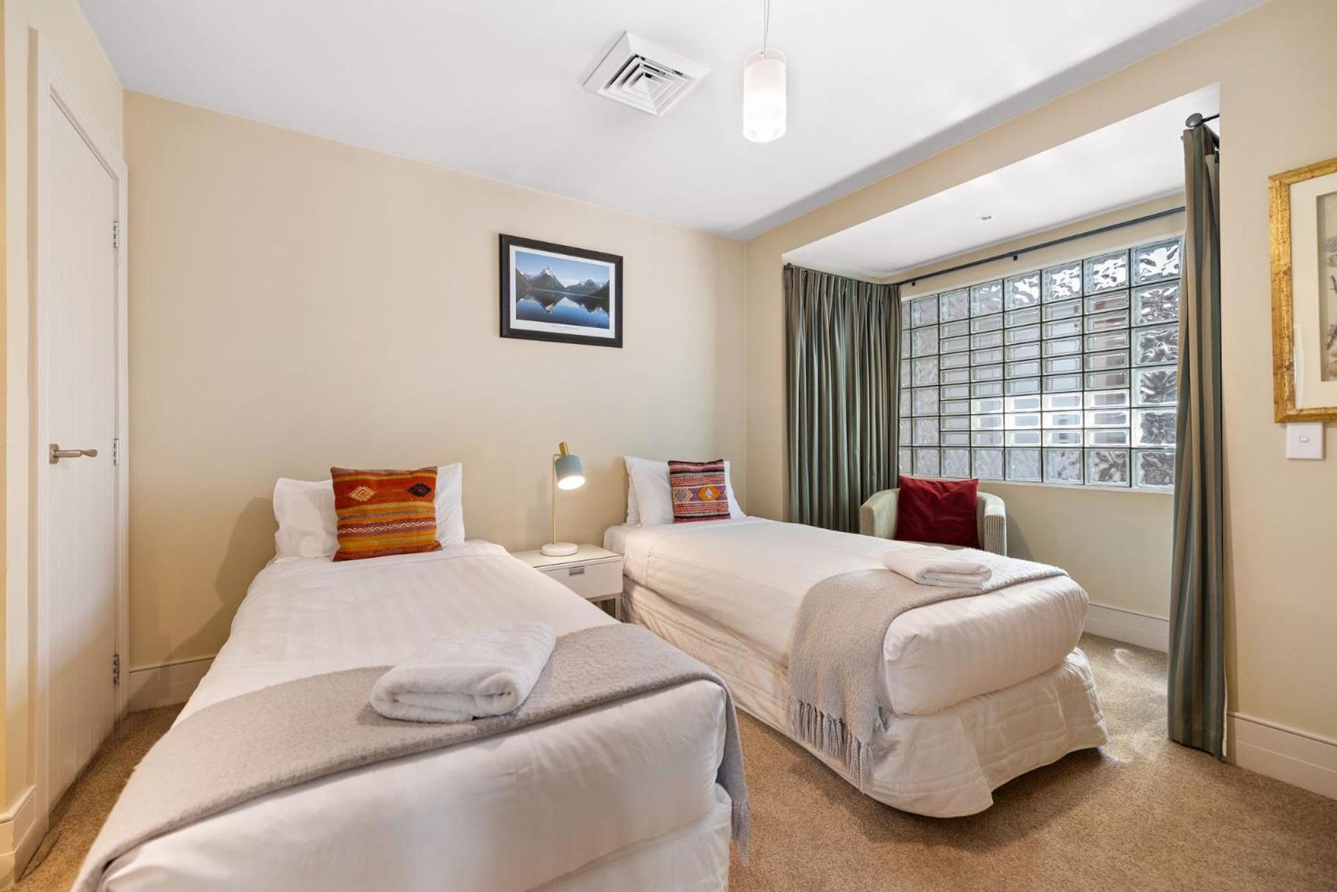 Chambers City Centre Penthouse 퀸즈타운 외부 사진